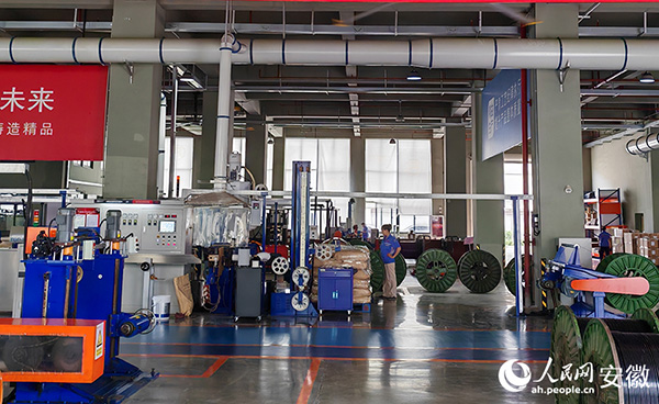 環(huán)瑞電熱工廠。 人民網(wǎng) 丁紀(jì)攝